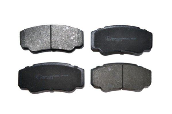 КОЛОДКИ ТОРМОЗНЫЕ ПЕРЕДНИЕ (E MARK)