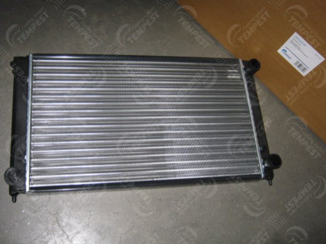 Радиатор охлаждения VW PASSAT 88-96  (пр-во TEMPEST)