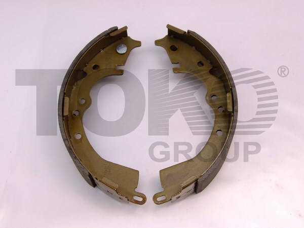 Колодки гальмівні барабанні TOYOTA PREVIA TCR10,20 2.4I 90-, HI-LUX KDN1, KUN1 2.5 TDI 01-